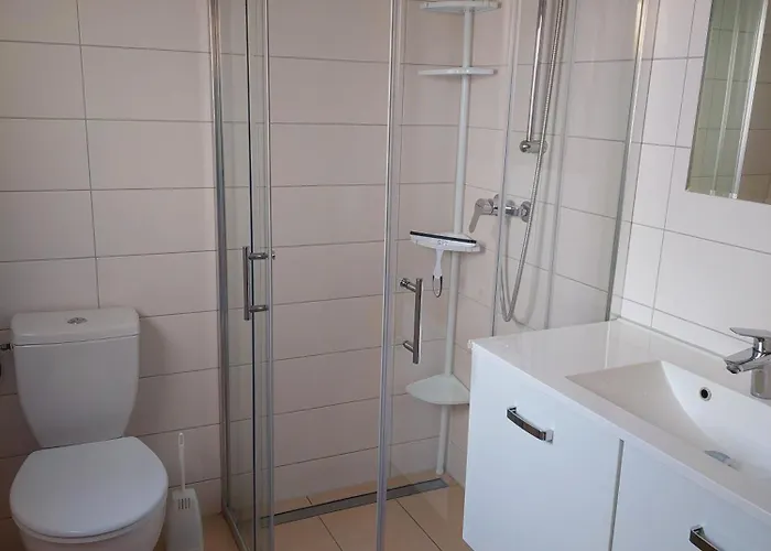 Moewe 215 * מירו